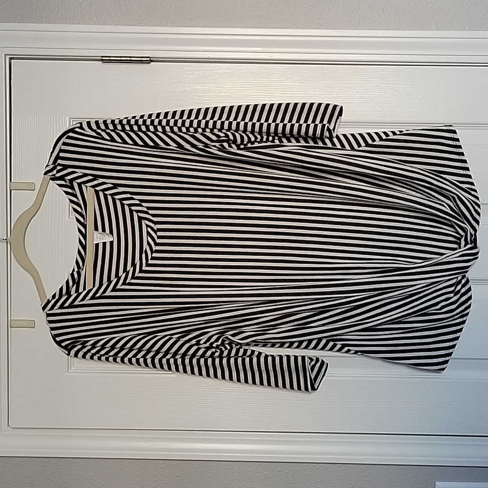 Long sleeve casual shirt